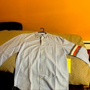 Brand new Tommy Hilfiger casual button down long sleeve shirt